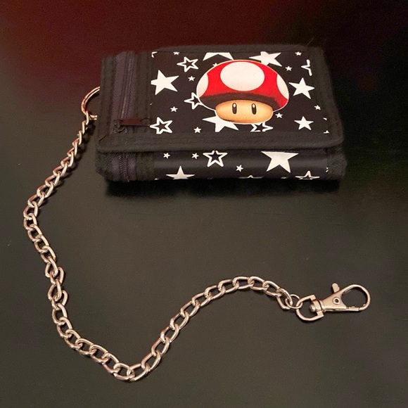 Nintendo Other - ❤️NWOT 🔥 super awesome Mario Bross  🍄 wallet